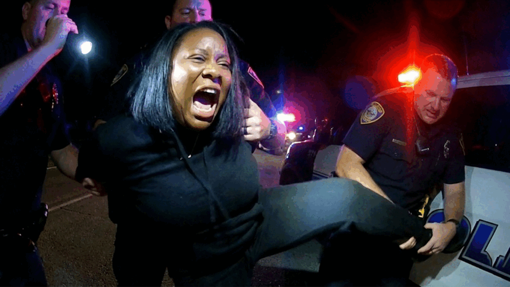 Highlands NJ DUI Arrest Stephanie Revet showing officers at the scene on State Route 36.
