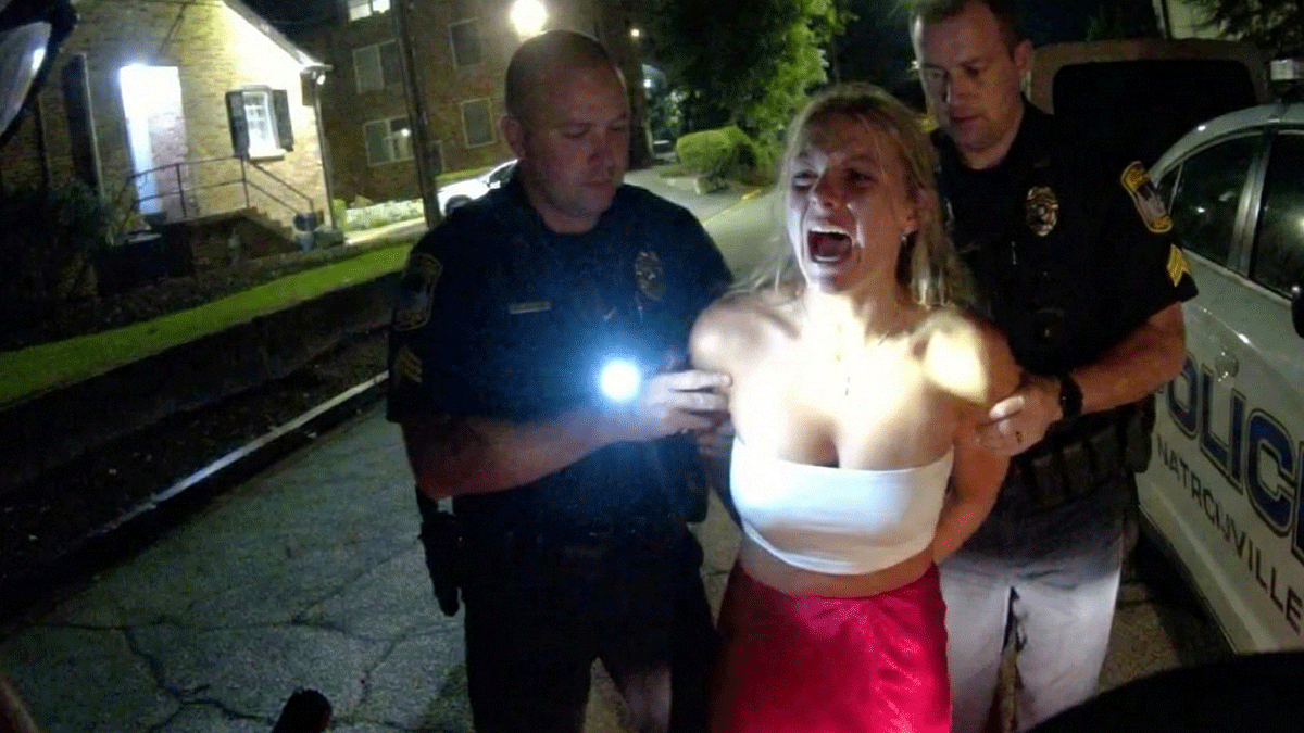 Athens Georgia DUI Arrest showing officers at the scene.