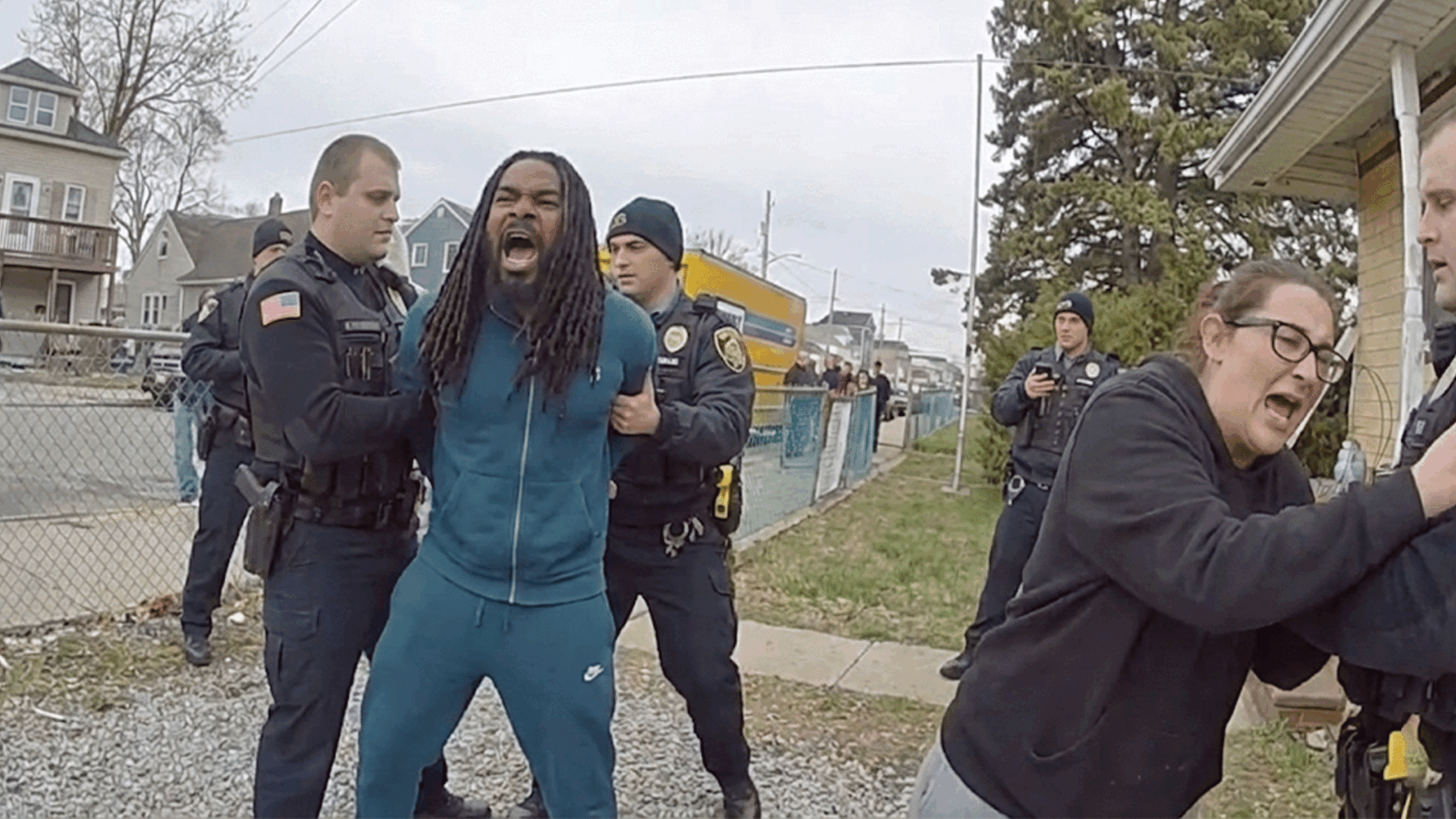 Keansburg Adverse Possession Arrest showing officers at the scene on Pineview Ave.